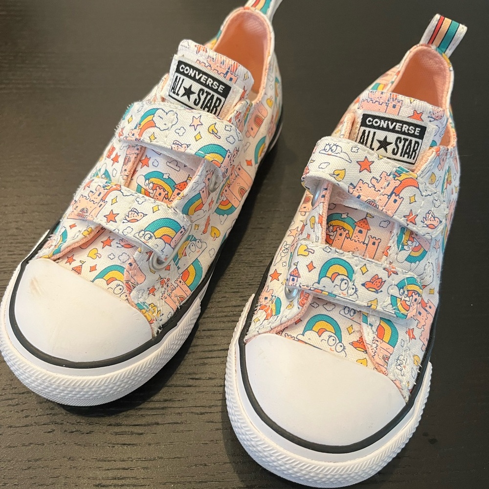 Converse Toddler Size 10 Velcro Sneakers Like New